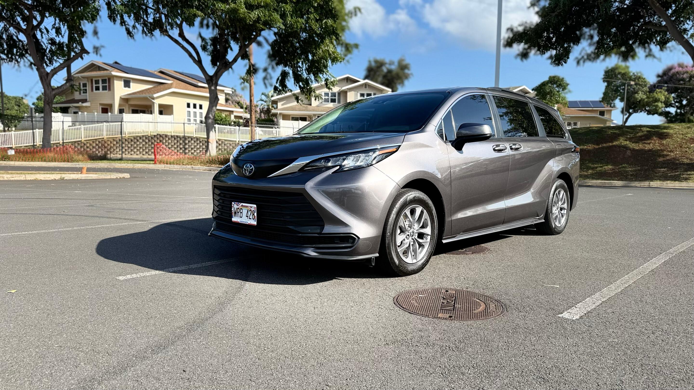Toyota Sienna 2022 in Honolulu, HI