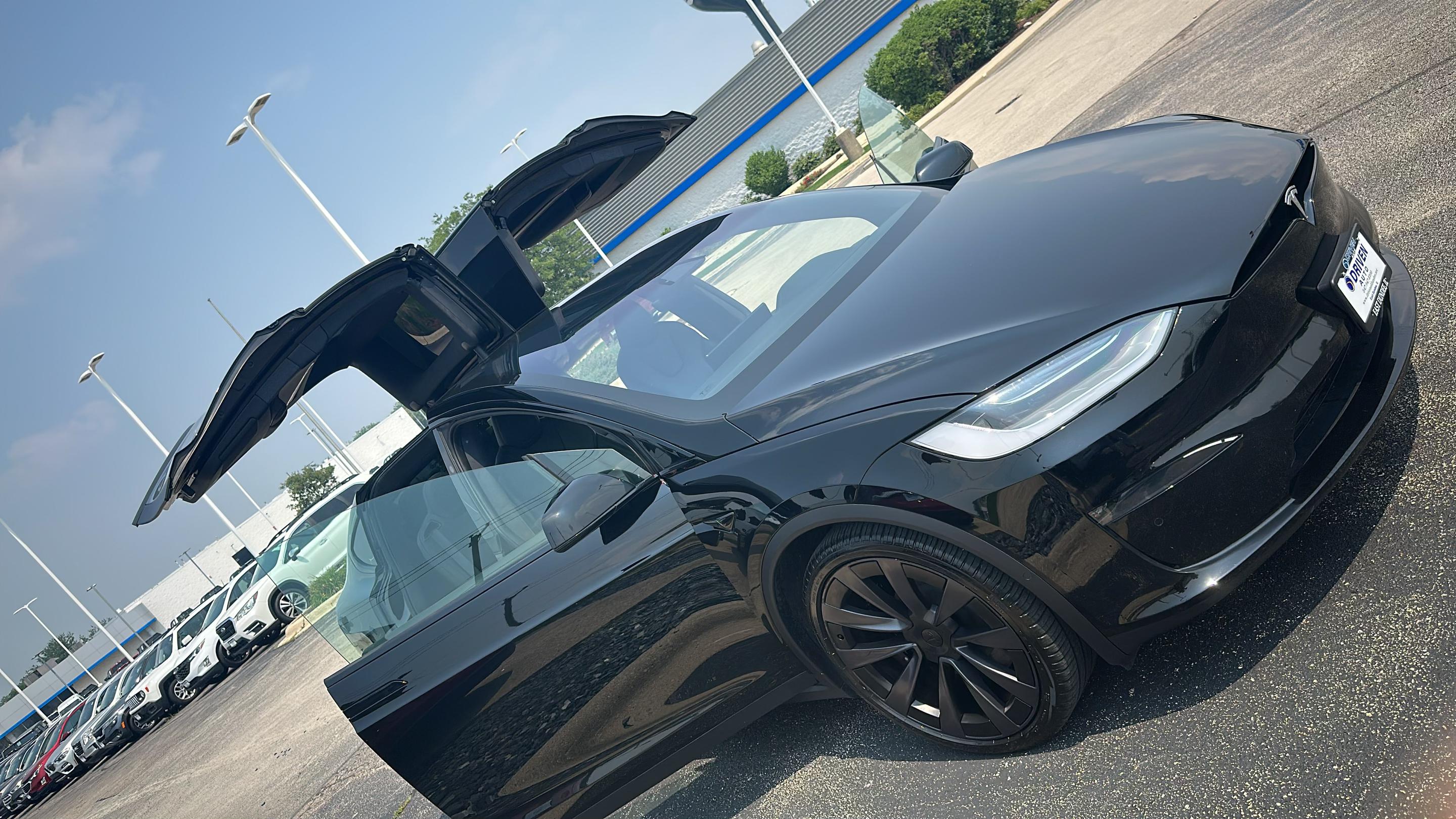Tesla Model X 2022 in 