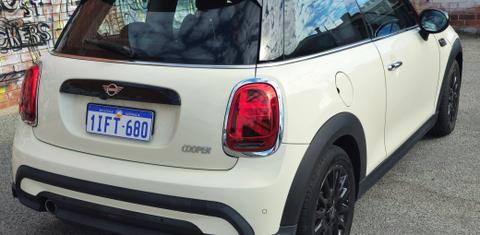 MINI 3D HATCH 2022