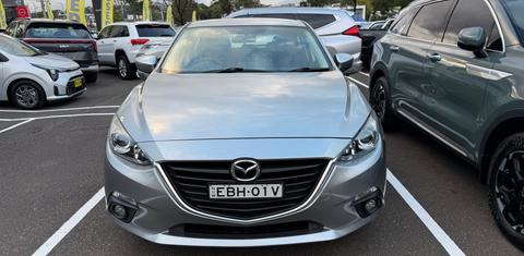 Mazda MAZDA3 2015