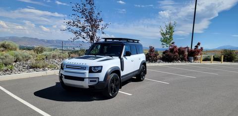 Land Rover Defender 2023