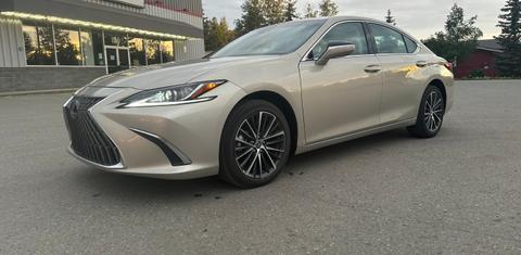 Lexus ES 2022