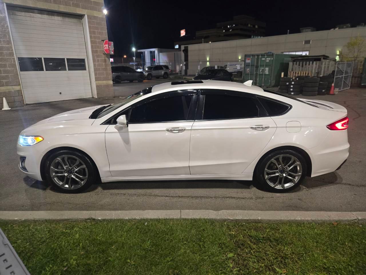 Ford Fusion Hybrid 2020 in Toronto, ON
