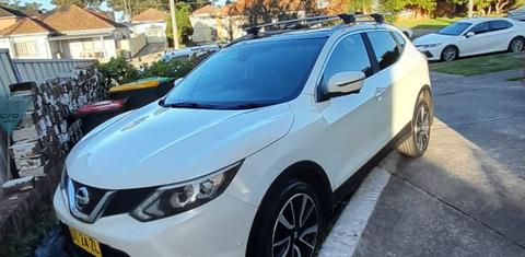 Nissan QASHQAI 2015