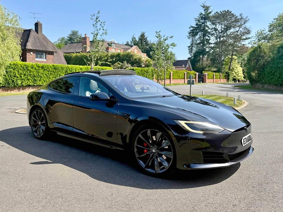 Tesla Model S 2018 in Haywards Heath