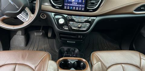 Chrysler Pacifica 2017