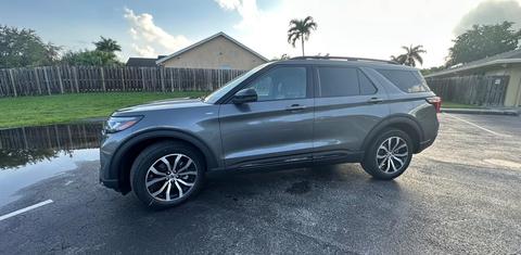 Ford Explorer 2025
