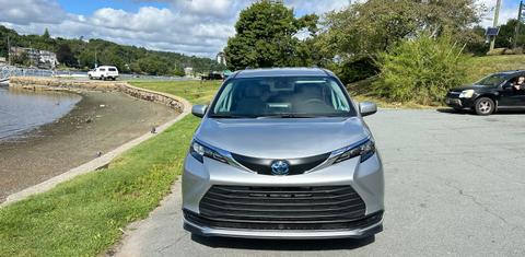 Toyota Sienna 2024