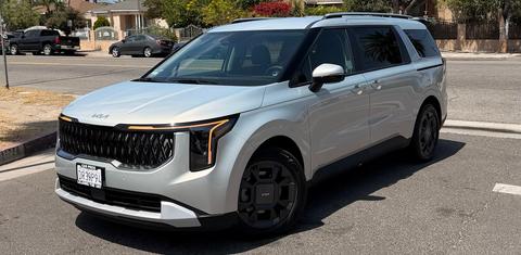 Kia Carnival Hybrid 2026
