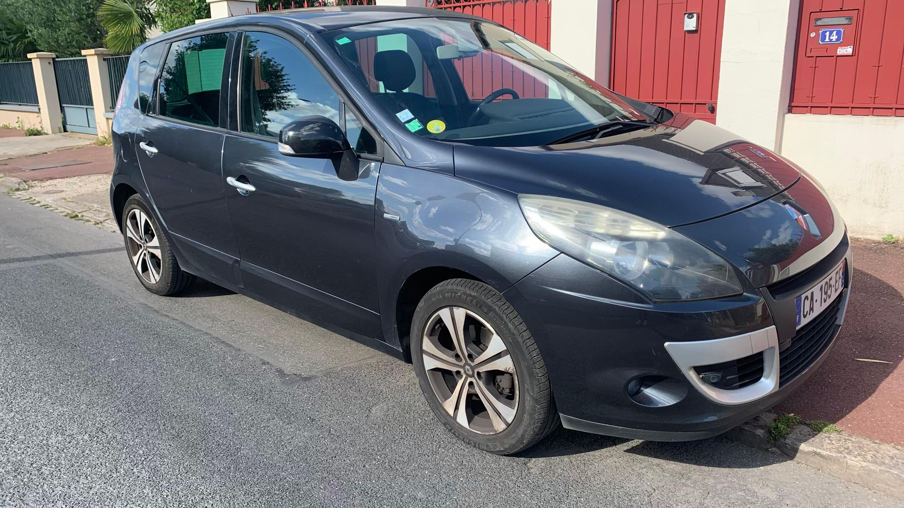 Renault SCENIC III 2012 rental in Dunkirk, Hauts-de-france by Guillaume F. | Turo