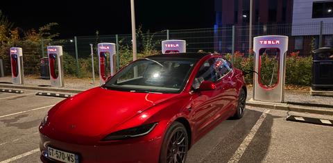 Tesla MODEL 3 2024