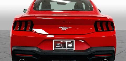 Ford Mustang 2024