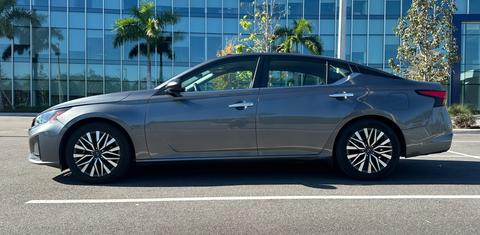 Nissan Altima 2024