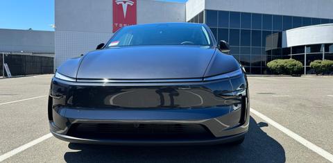 Tesla Model Y 2026