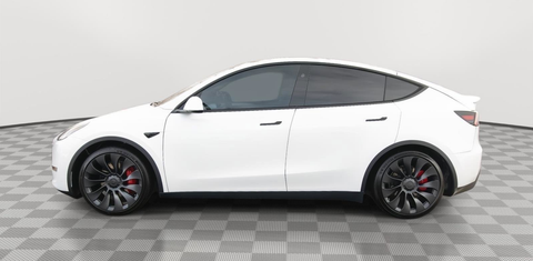 Tesla Model Y 2025