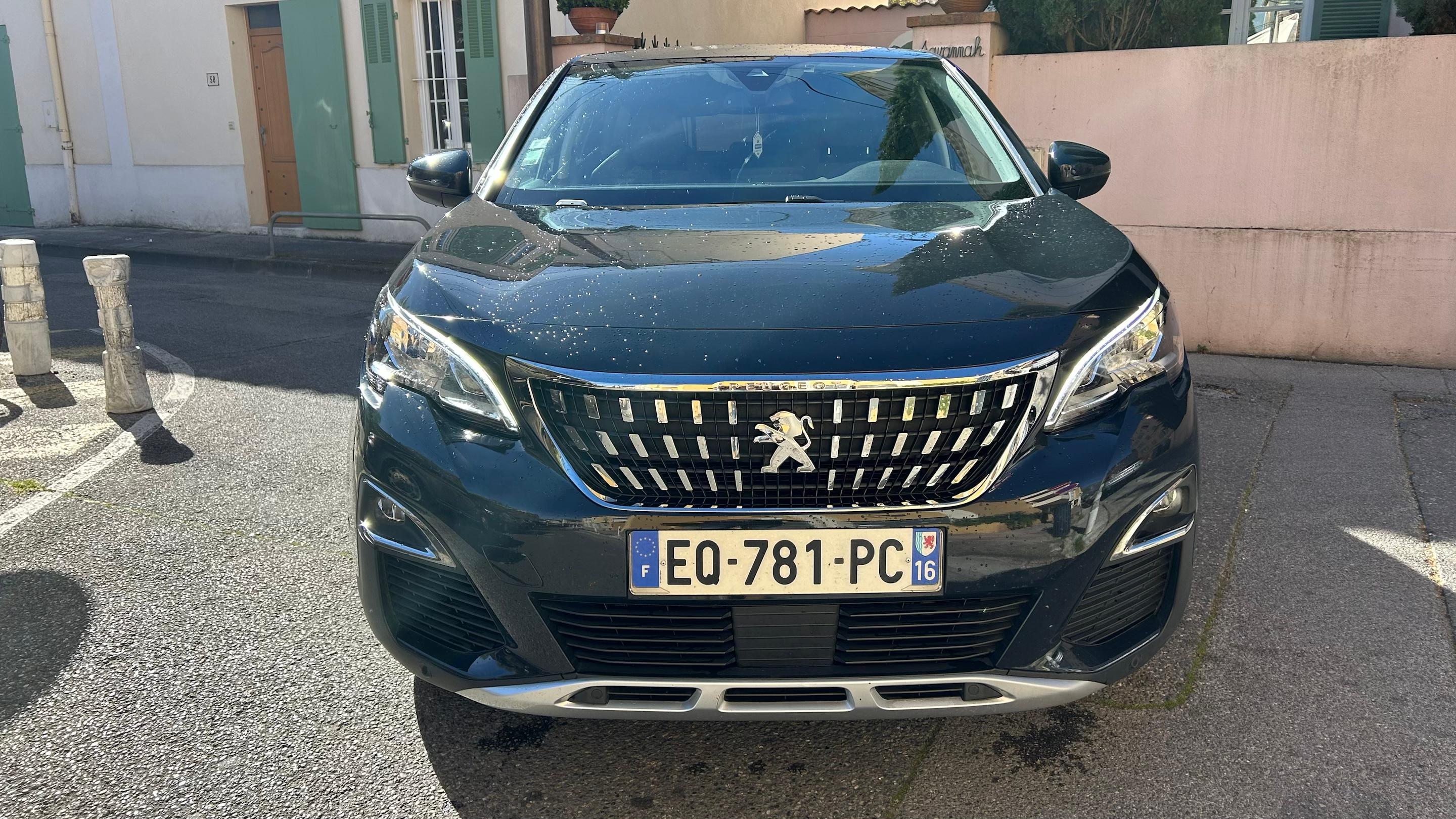 Peugeot 3008 2017 à Carqueiranne