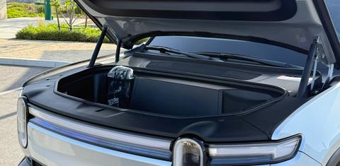 Rivian R1S 2025