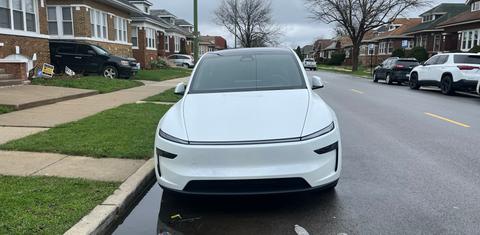 Tesla Model Y 2026
