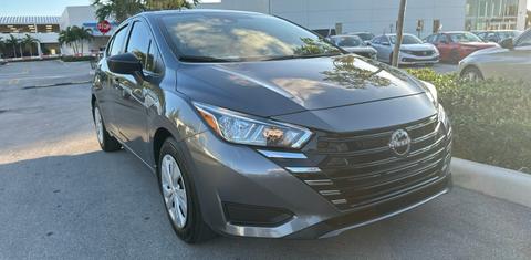 Nissan Versa 2024