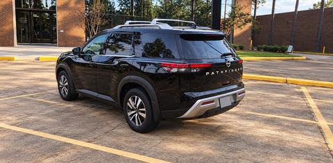 Nissan Pathfinder 2024
