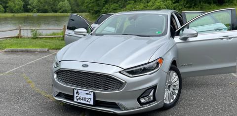 Ford Fusion Hybrid 2019