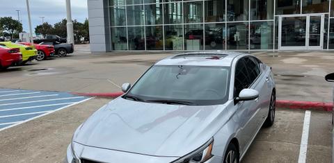 Nissan Altima 2021