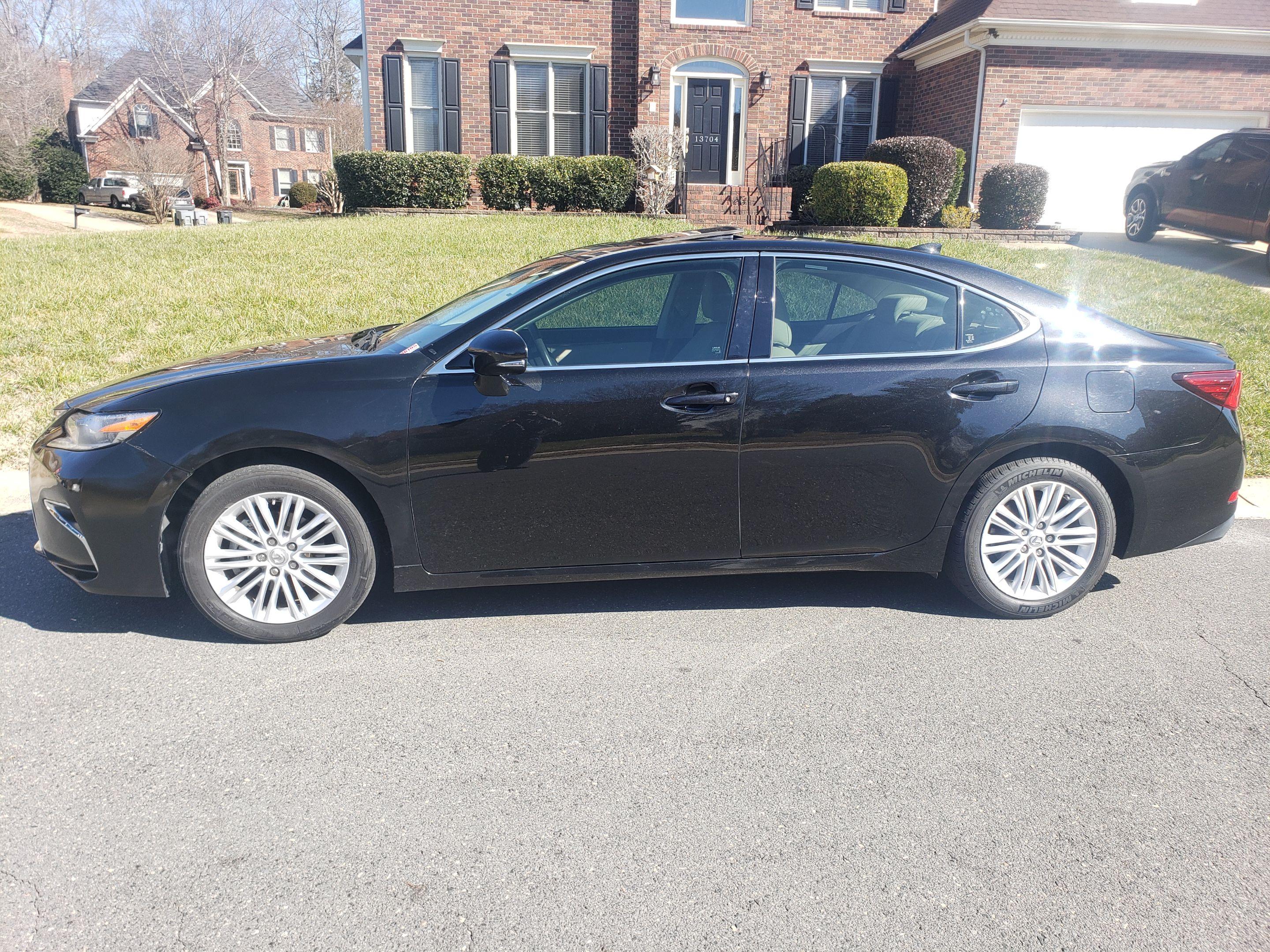 Lexus ES 2017 in Charlotte, NC