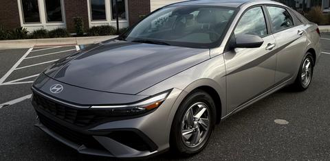 Hyundai Elantra 2025