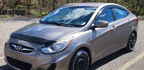 Hyundai Accent 2013
