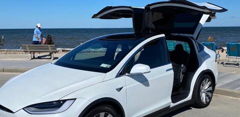 Tesla Model X 2020