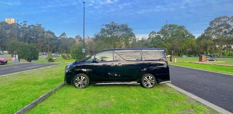 Toyota Alphard Luxury 2021