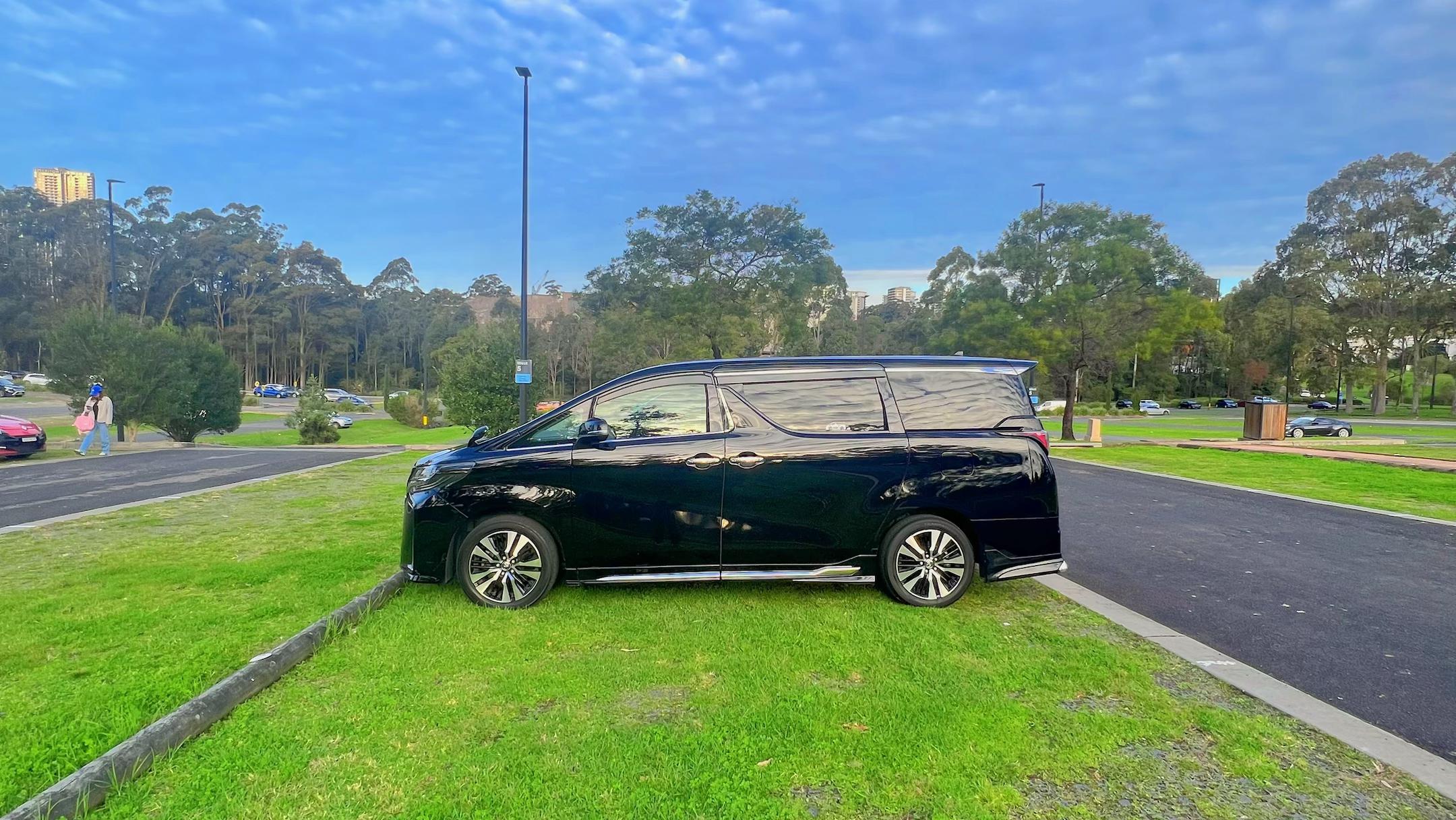Toyota Alphard Luxury 2021 in Eastwood