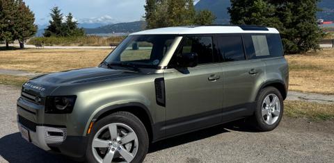Land Rover Defender 2025