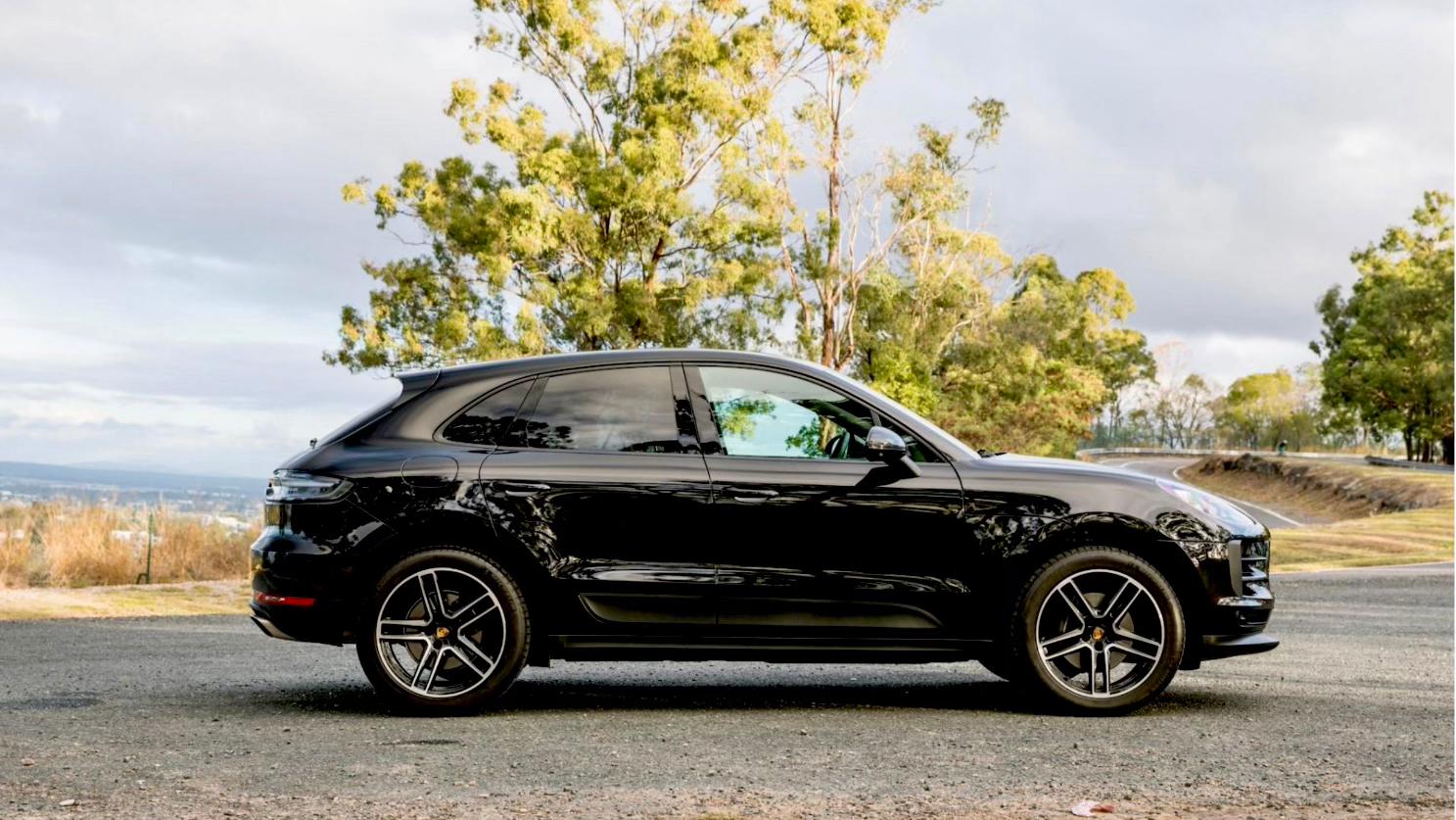 Porsche Macan 2022 in El Segundo, CA