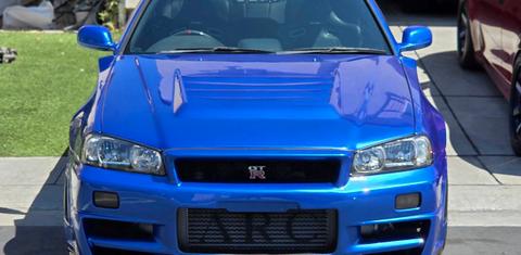 Nissan Skyline 1999
