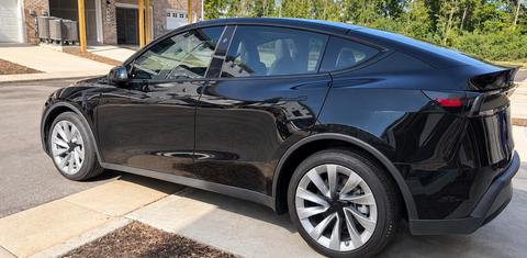 Tesla Model Y 2026