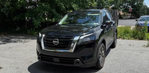 Nissan Pathfinder 2025