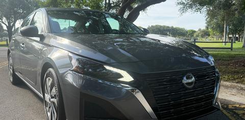 Nissan Altima 2024