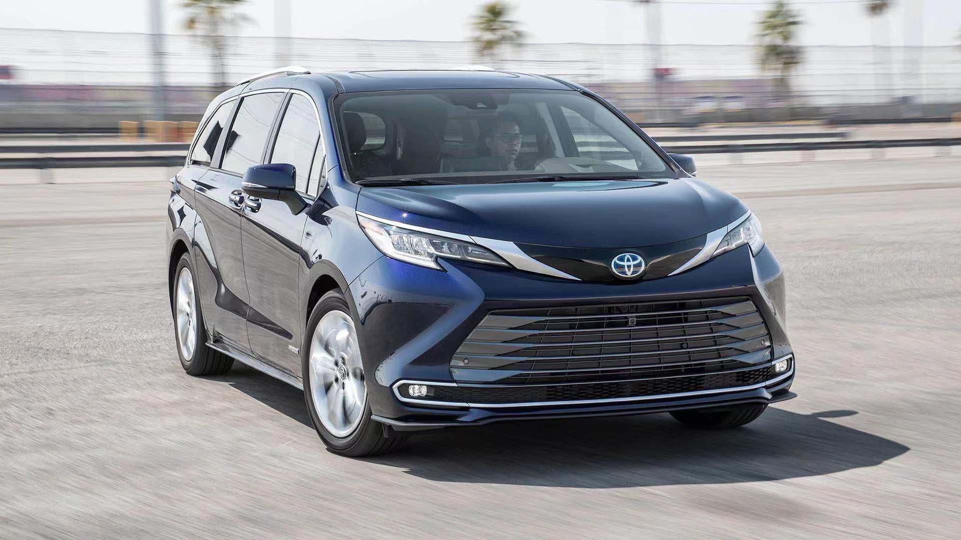 Toyota Sienna 2021 in Millbrae, CA