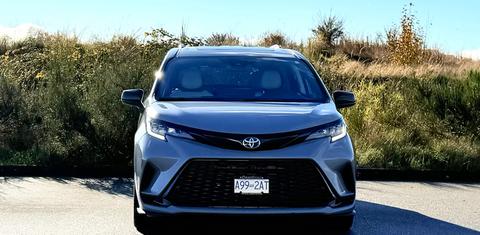 Toyota Sienna 2025