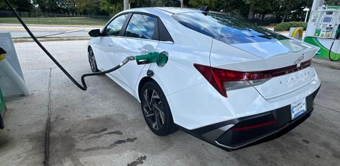 Hyundai Elantra 2025