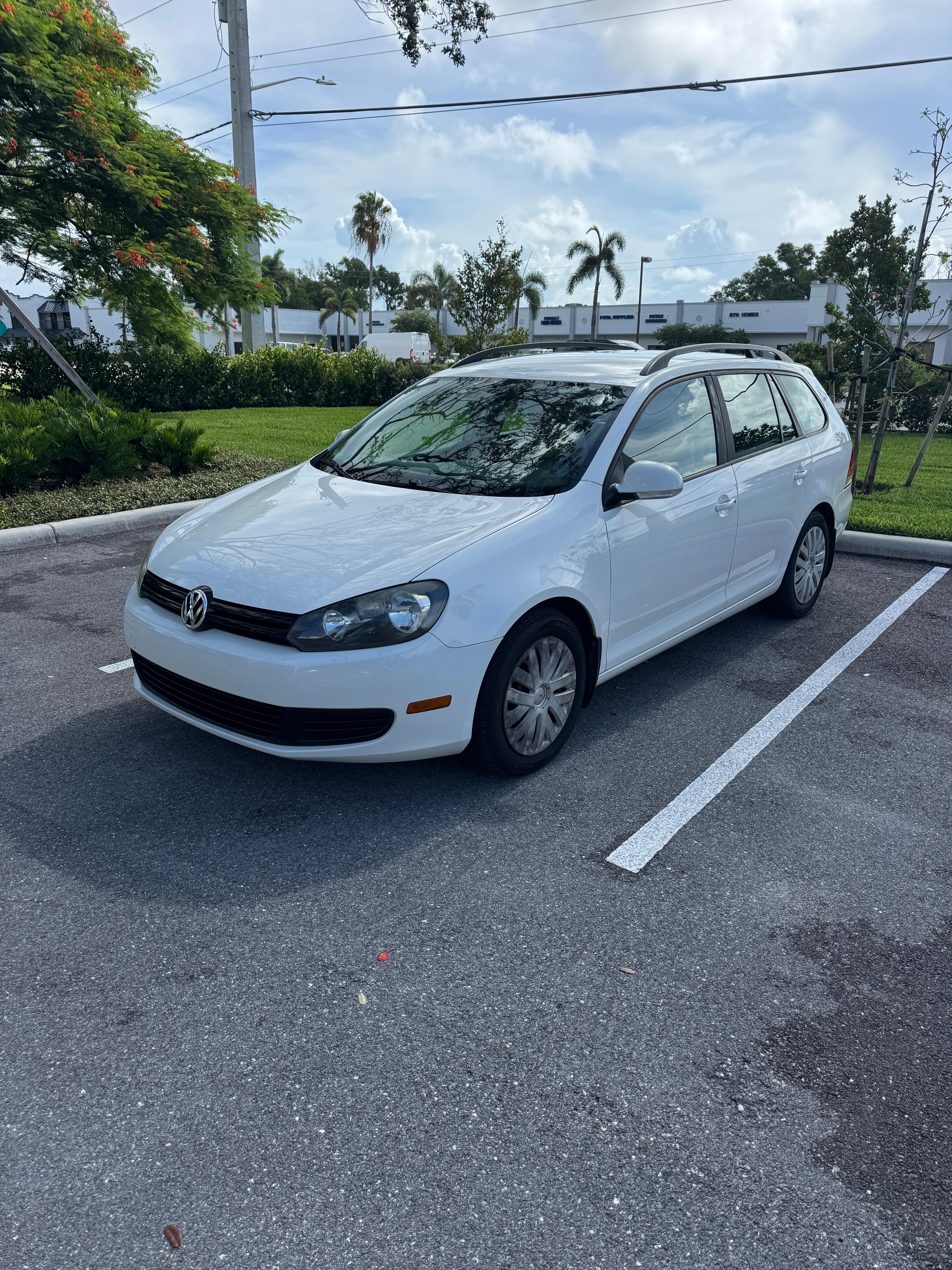 Volkswagen Jetta SportWagen 2013 in Delray Beach, FL