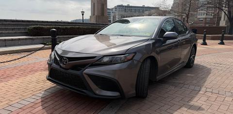 Toyota Camry 2021