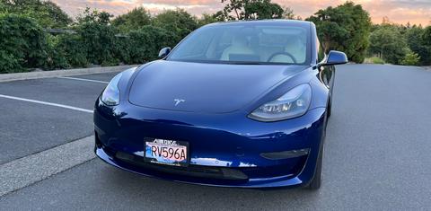 Tesla Model 3 2022