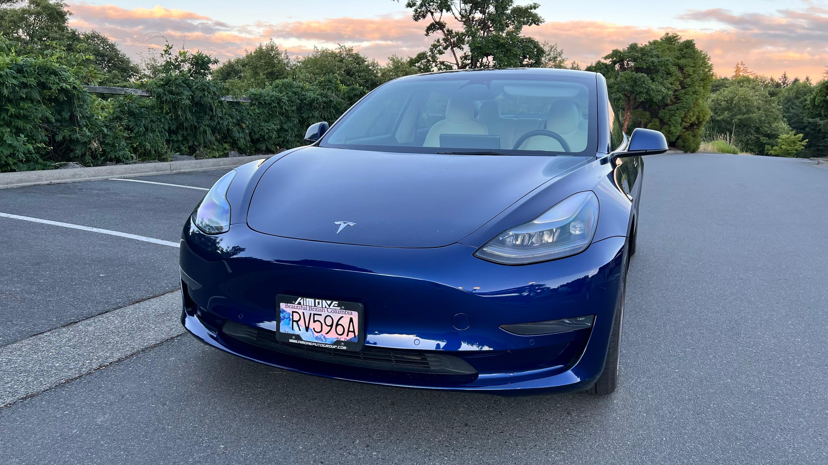 Tesla Model 3 2022 in Sidney, BC