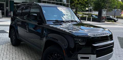 Land Rover Defender 2024