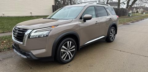 Nissan Pathfinder 2025