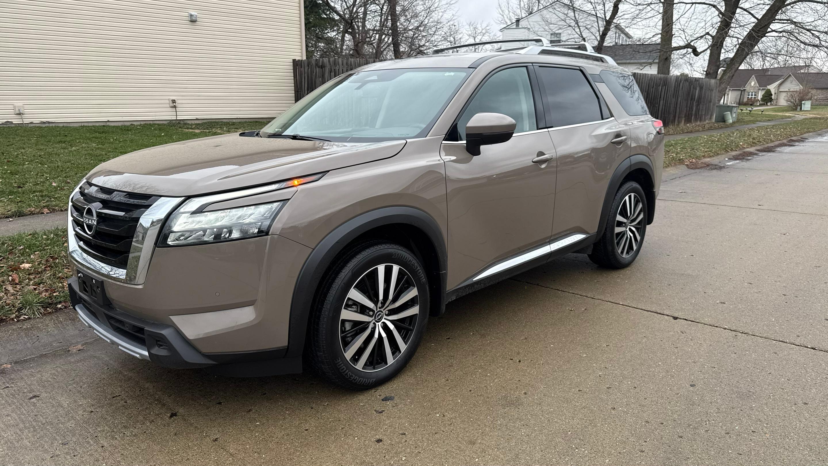 Nissan Pathfinder 2025 in Indianapolis, IN