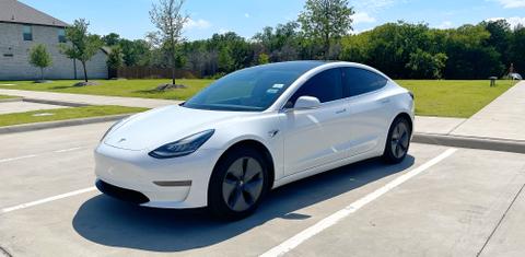 Tesla Model 3 2020