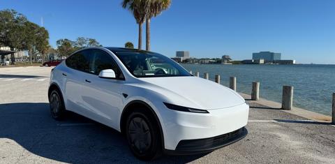 Tesla Model Y 2026